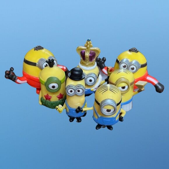 7 Moose Toys Despicable Me Minion Mini Action Figures B4 - Picture 1 of 5